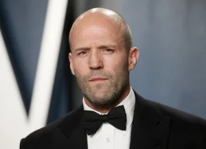 Jason Statham, surfista