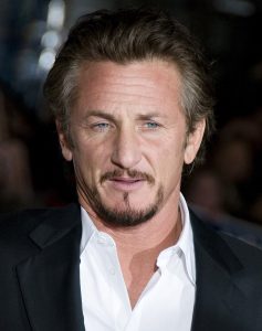 Sean Penn, actores que practican surf